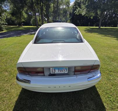 2000 Buick Park Avenue Base