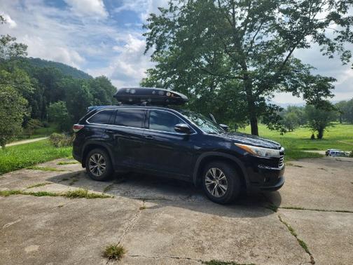 2015 Toyota Highlander LE