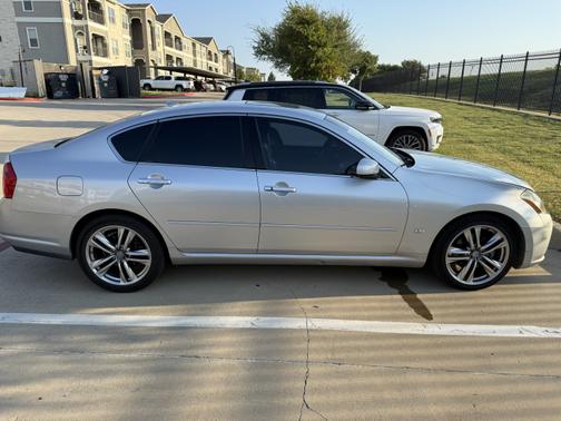 2006 INFINITI M35 x