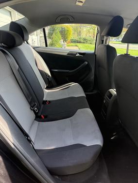 Black 2017 Volkswagen Jetta 1.4T S
