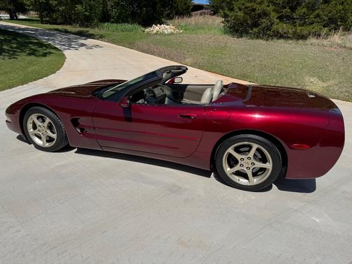 Red 2003 Chevrolet Corvette Base