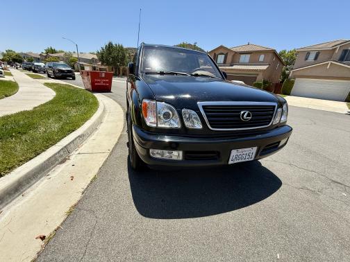 1998 Lexus LX 470 Base