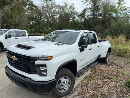 2025 Chevrolet Silverado 3500 WT