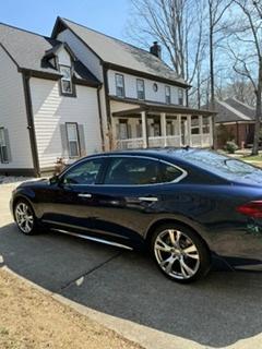 Blue 2017 INFINITI Q70L 3.7
