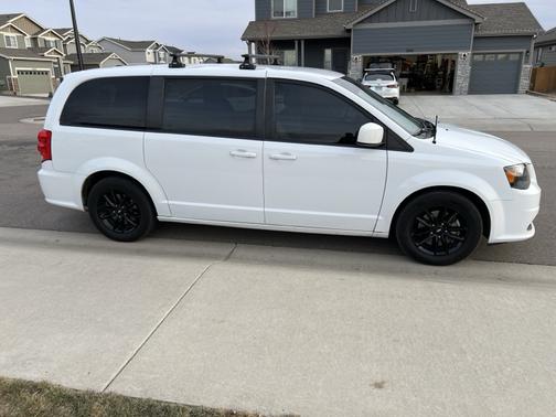 White 2019 Dodge Grand Caravan GT