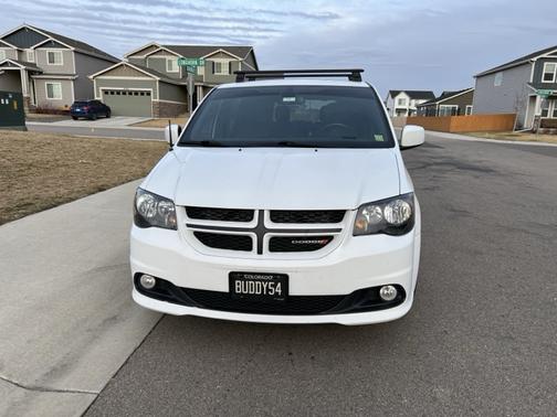 White 2019 Dodge Grand Caravan GT