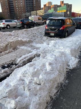 2011 Nissan Versa 1.8 SL