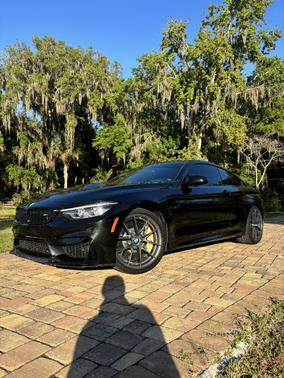 Black 2019 BMW M4 CS
