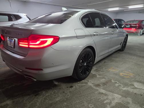 2019 BMW 540 i xDrive