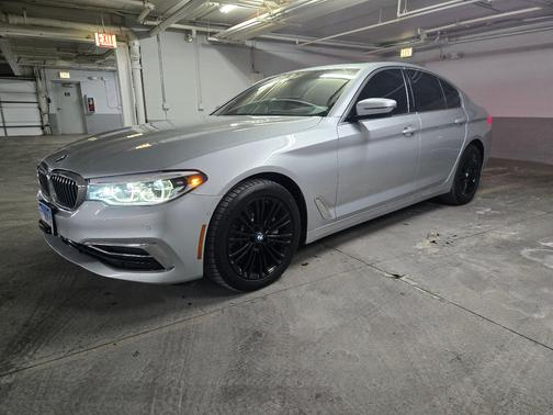 2019 BMW 540 i xDrive