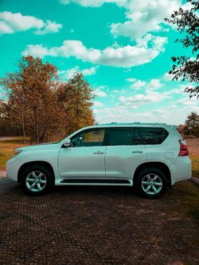 White 2011 Lexus GX 460 Base