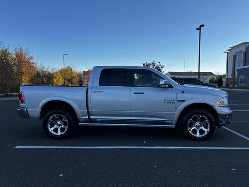 2015 RAM 1500 Laramie