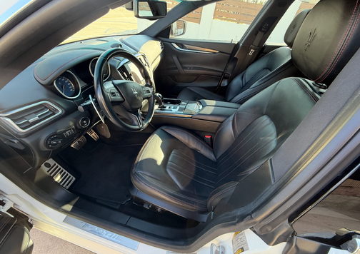 2015 Maserati Ghibli Base