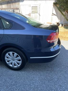 Blue 2013 Volkswagen Passat 2.5 S
