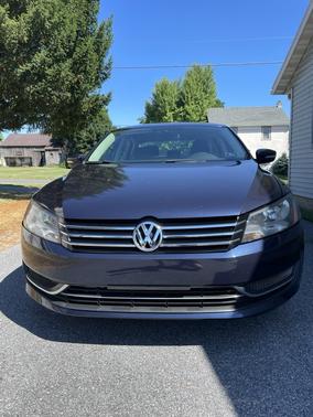 Blue 2013 Volkswagen Passat 2.5 S