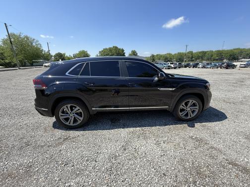 2024 Volkswagen Atlas Cross Sport 2.0T SEL R-Line 4MOTION