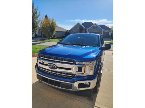 Blue 2018 Ford F-150 XLT