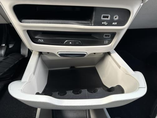 2020 Chrysler Pacifica Hybrid Limited