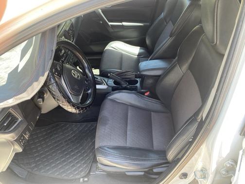 White 2014 Toyota Corolla S Premium