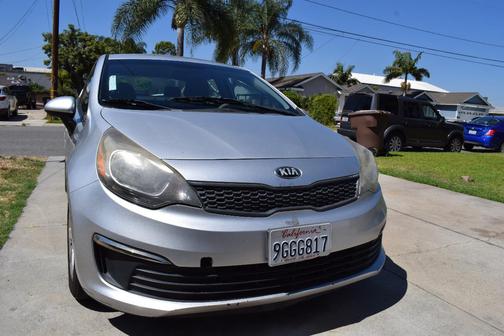 Silver 2016 Kia Rio LX