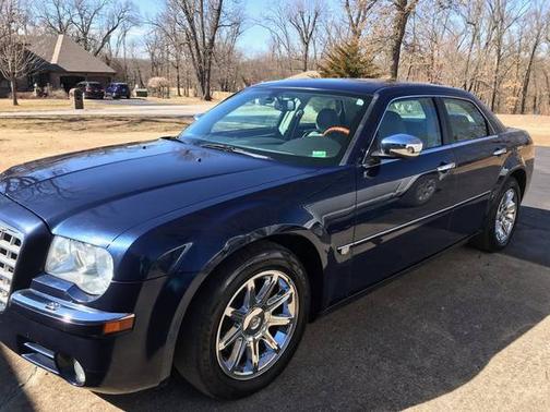 2006 Chrysler 300C Base