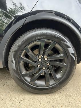 Black 2017 Land Rover Discovery HSE