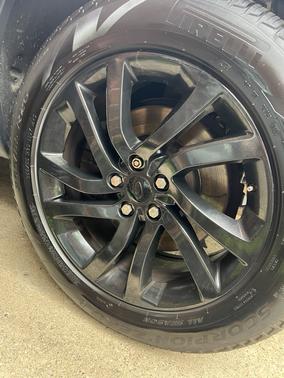 Black 2017 Land Rover Discovery HSE