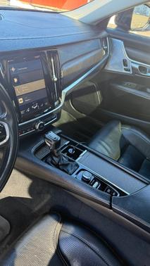 2018 Volvo V90 Cross Country T6
