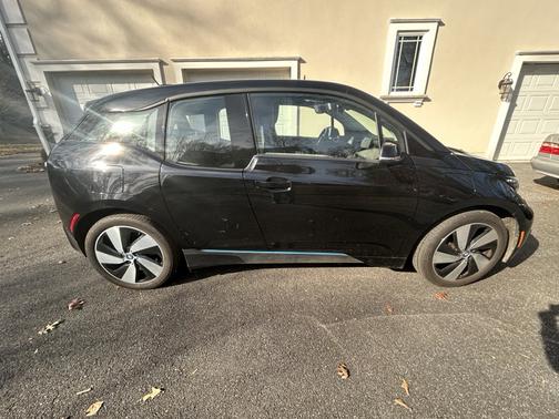 2016 BMW i3 Base w/Range Extender