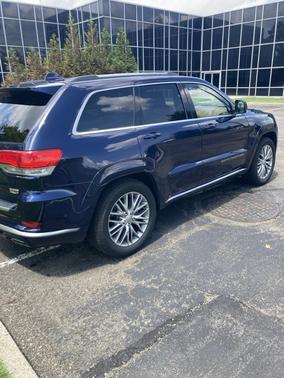 2017 Jeep Grand Cherokee Summit