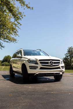 Photo 2 of 25 of 2013 Mercedes-Benz GL-Class GL 450 4MATIC