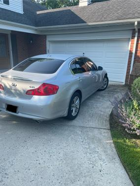 2011 INFINITI G37x Base