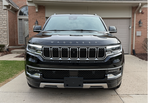 Black 2023 Jeep Wagoneer Series III