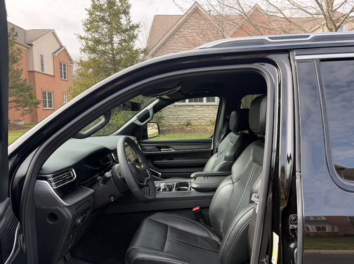 Black 2023 Jeep Wagoneer Series III