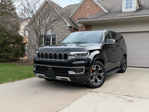 Black 2023 Jeep Wagoneer Series III