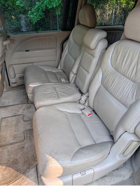 Red 2007 Honda Odyssey EX-L