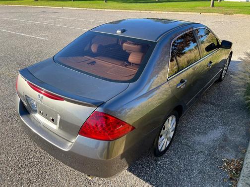 Brown 2007 Honda Accord EX-L