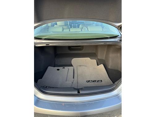 2011 Acura RL Advance