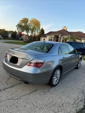 2011 Acura RL Advance
