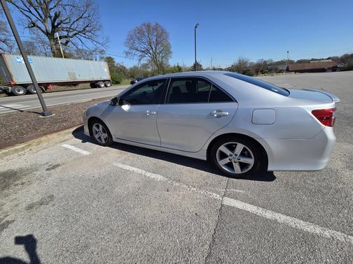 2014 Toyota Camry SE Sport