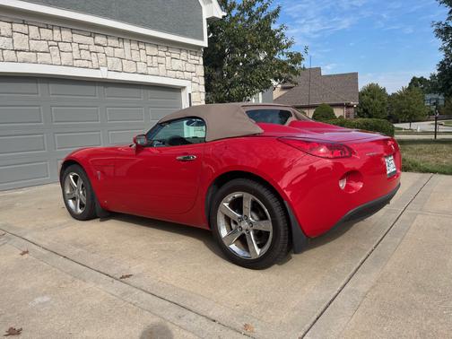 2007 Pontiac Solstice Base
