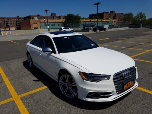 Photo 3 of 13 of 2014 Audi S6 4.0T Prestige