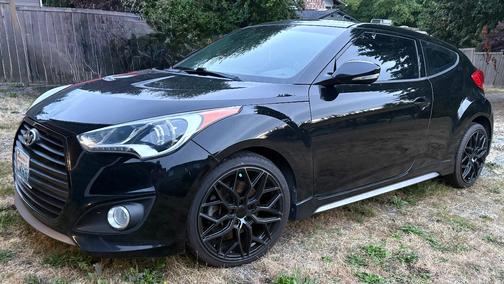 Black 2013 Hyundai Veloster Turbo