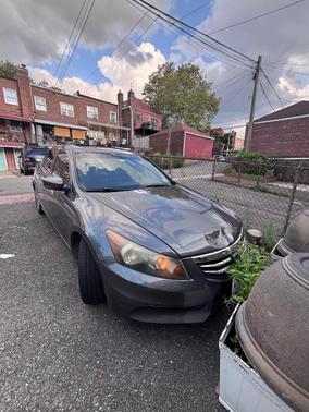 Gray 2011 Honda Accord EX-L