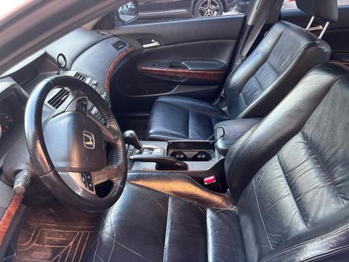 Gray 2011 Honda Accord EX-L