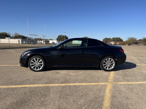 2012 INFINITI G37 Base