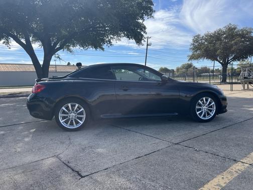 2012 INFINITI G37 Base