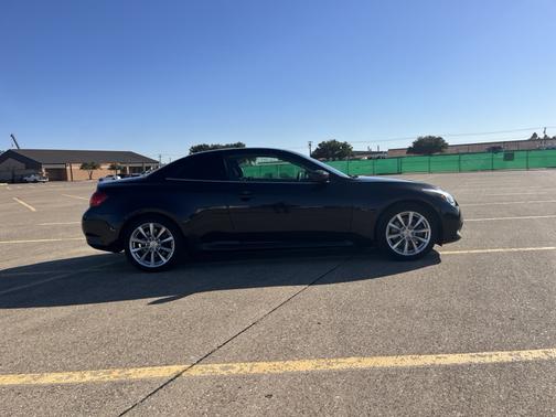 2012 INFINITI G37 Base