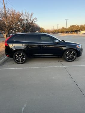 2015 Volvo XC60 T6 R-Design Premier Plus