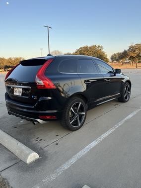 2015 Volvo XC60 T6 R-Design Premier Plus